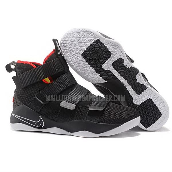 sneakers nike nba homme de noir lebron soldier 11 sb2191